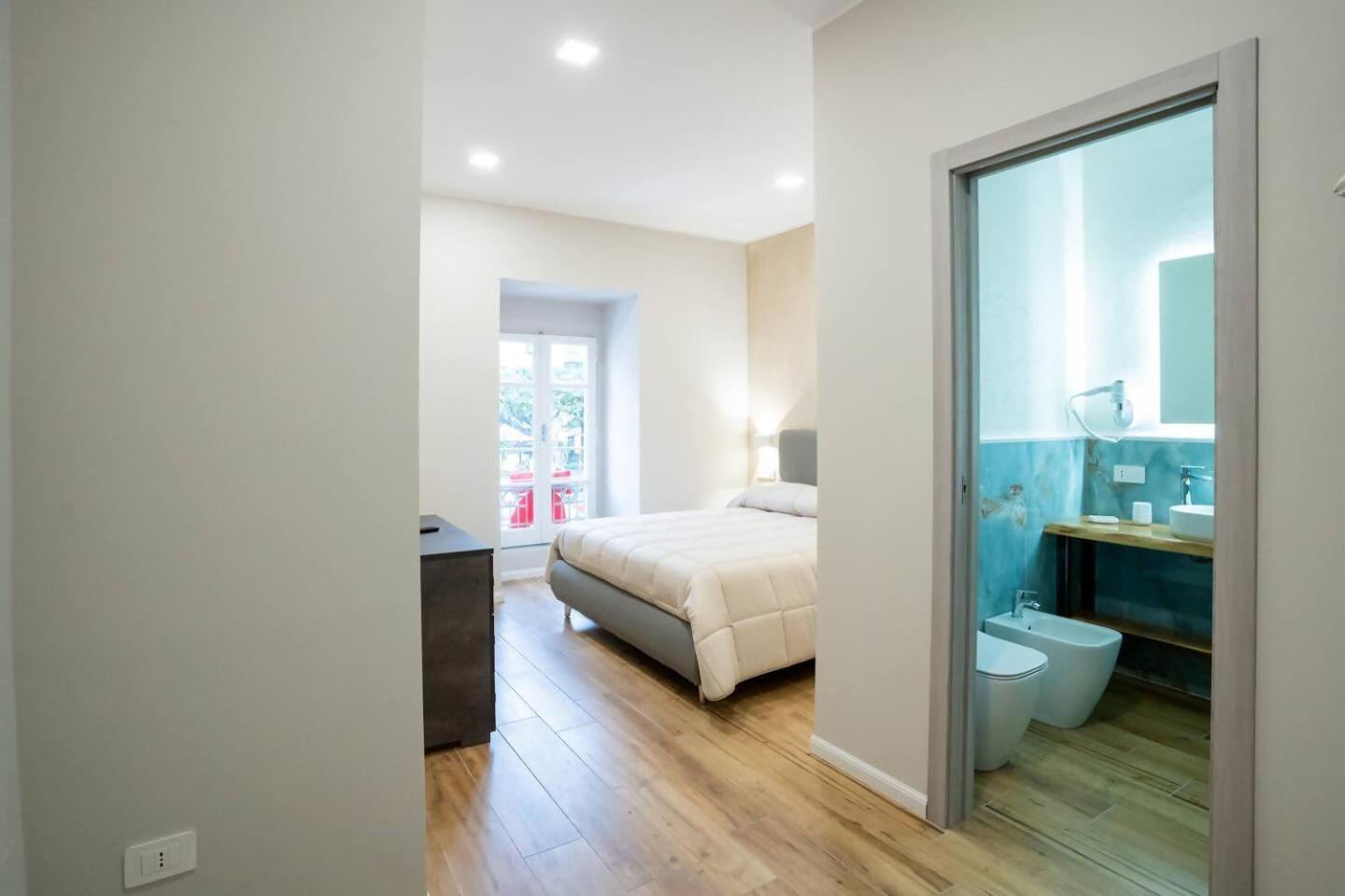סלרנו Blue Dream Suites מראה חיצוני תמונה